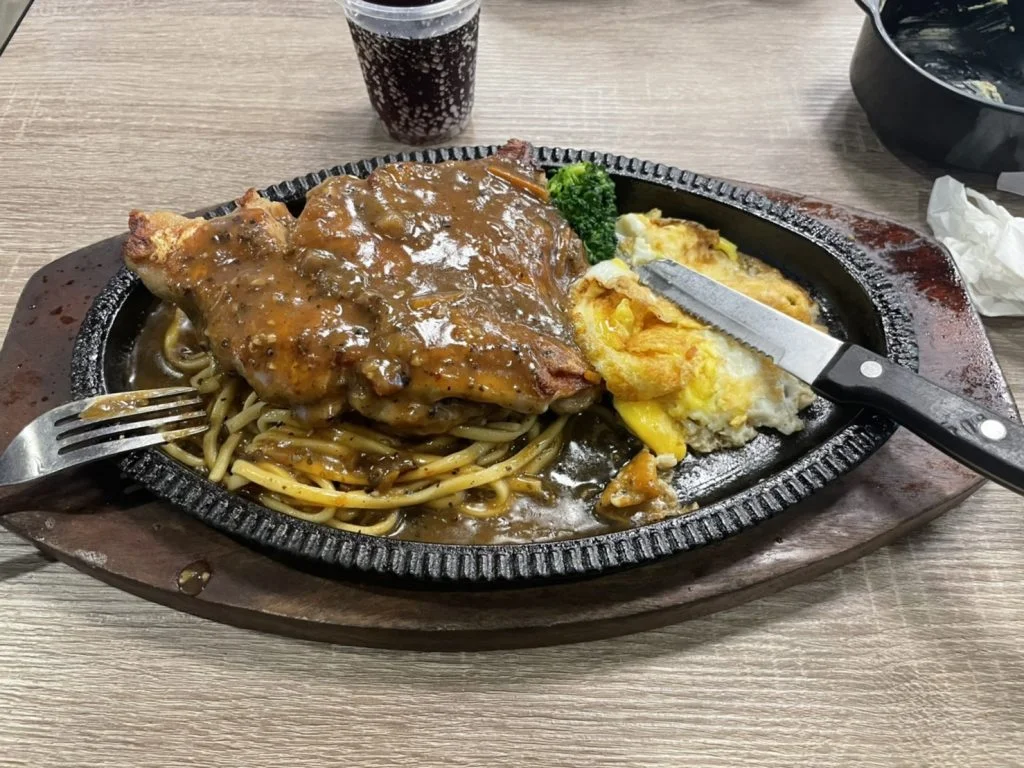 苗栗市美食-首戶牛排(苗栗店)